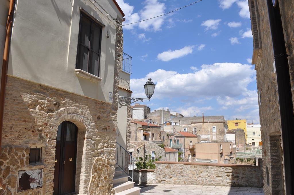 Ibasilischi Hotel Irsina Kültér fotó