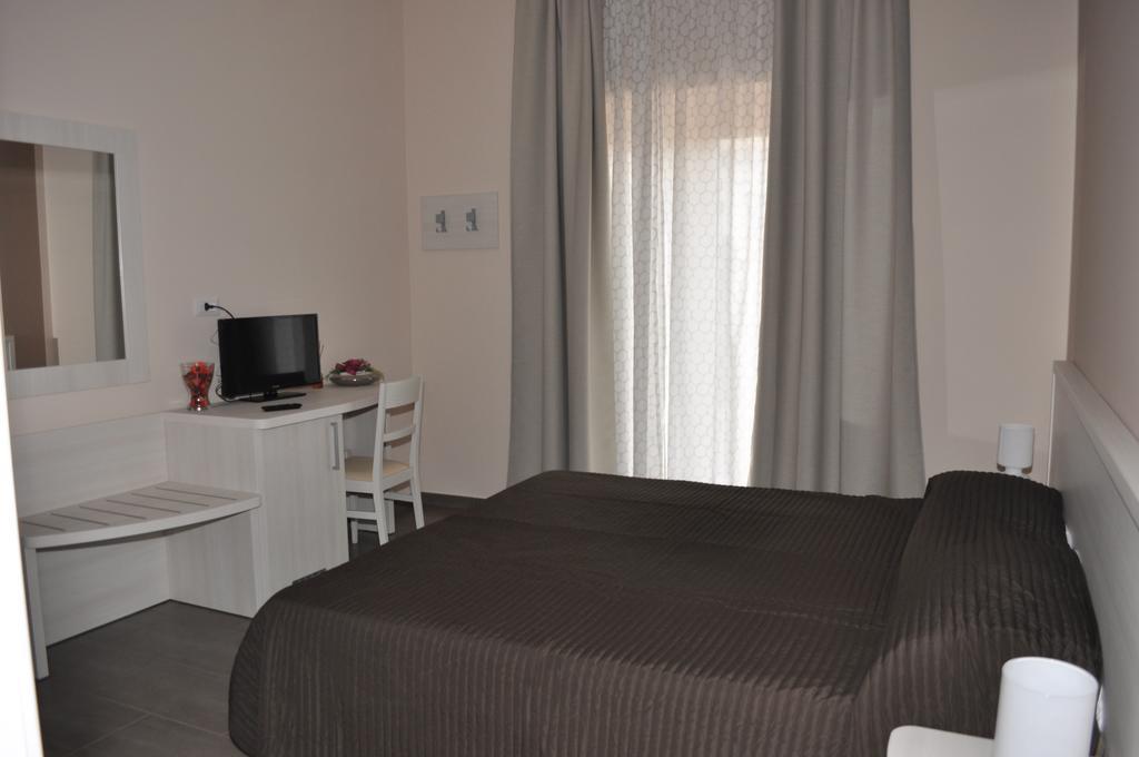Ibasilischi Hotel Irsina Kültér fotó