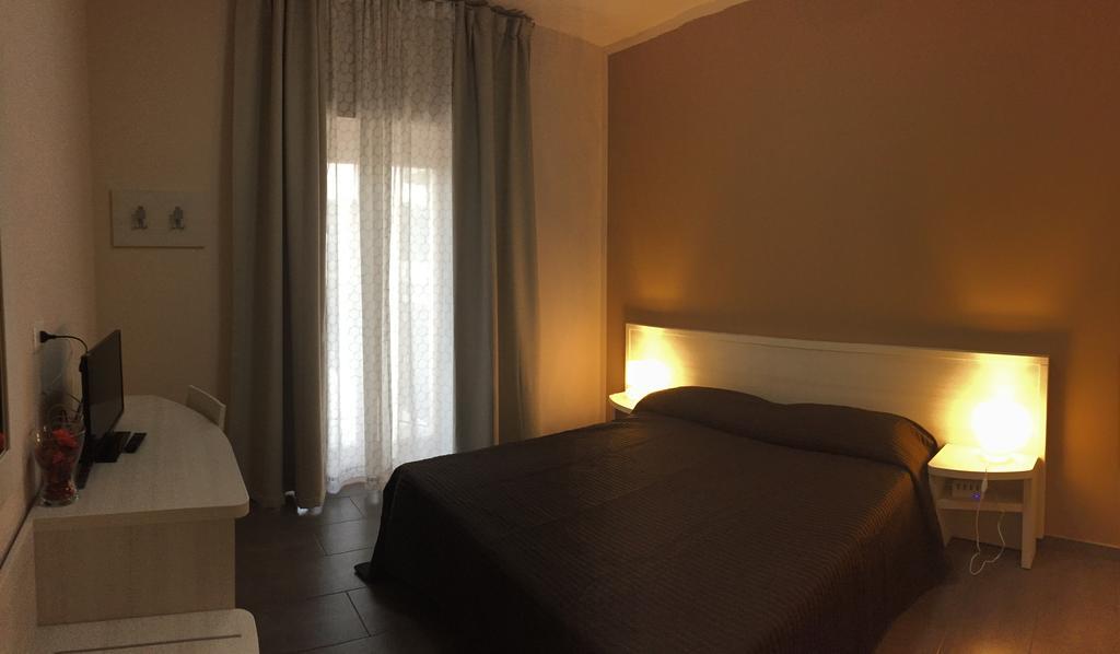 Ibasilischi Hotel Irsina Kültér fotó